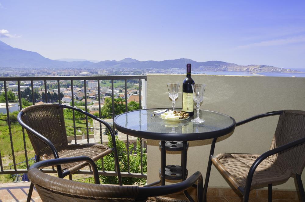 Apartment Sea & Mountain バール エクステリア 写真